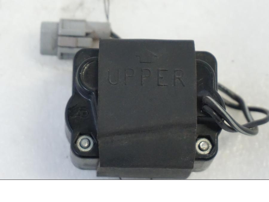 Framsidan på Tilt Sensor från en Aprilia RSV 1000 -2010 motorcykel.