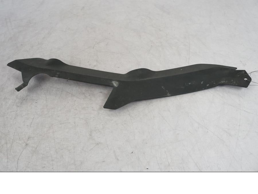 Framsidan på Ramskydd från en KTM 1290 Super Adventure R -2018 motorcykel.