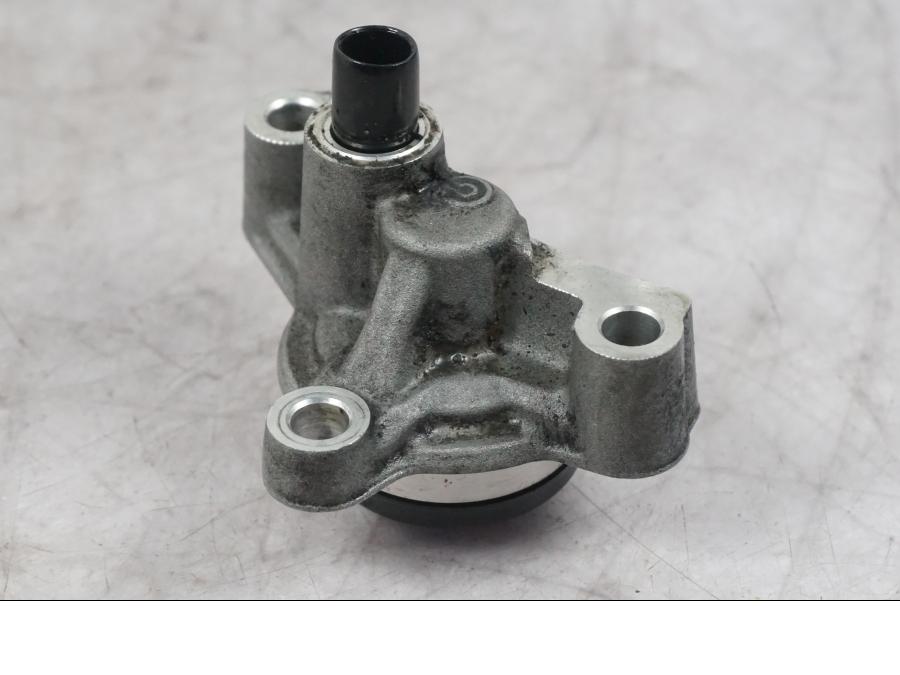 Höger sida på Kopplingslavcylinder från en Ducati Multistrada V4 -2024 motorcykel.