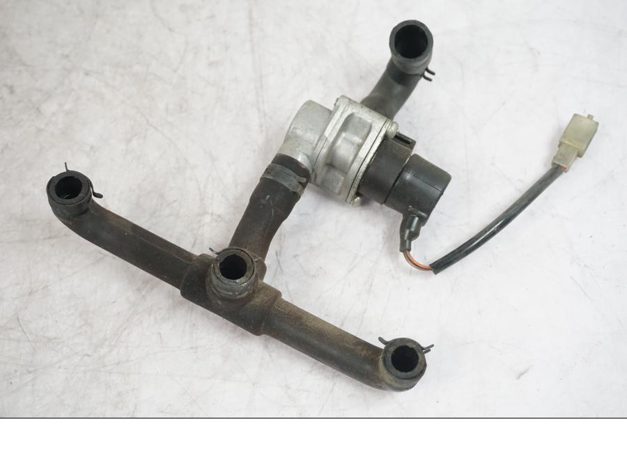 Framsidan på Second Air från en Triumph Tiger -2009 motorcykel.