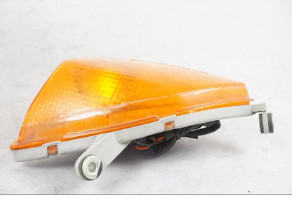 Snett uppifrån på Blinkers från en Honda CBR 1000 F -1989 motorcykel.