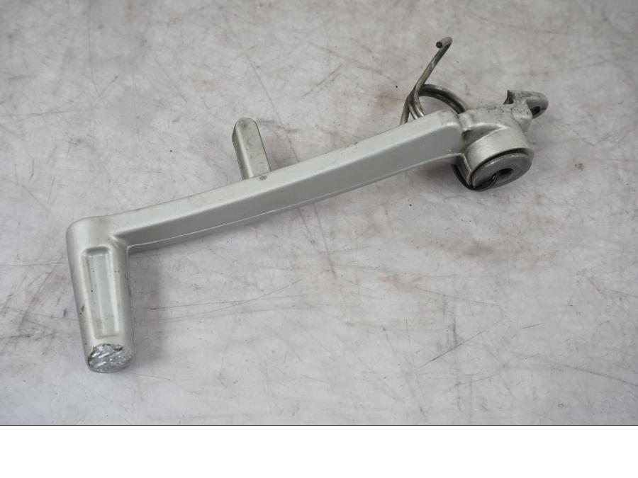 Framsidan på Bromspedal från en BMW F 800 R -2018 motorcykel.