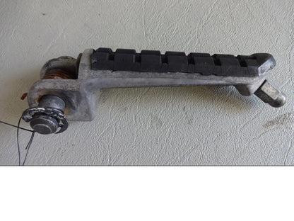 Framsidan på Fotpinne från en Kawasaki ZZR 1100 -1990 motorcykel.