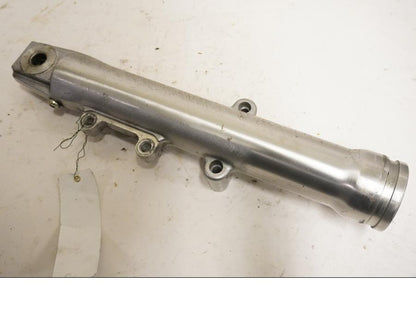 Framsidan på Gaffelben från en H-D Dyna Wide Glide FXDWG -2010 motorcykel.