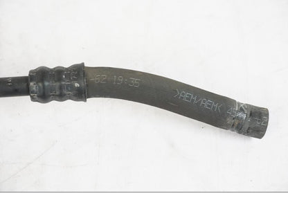 Vänster sida på Oljekylrör från en BMW R 1200 GSA -2012 motorcykel.