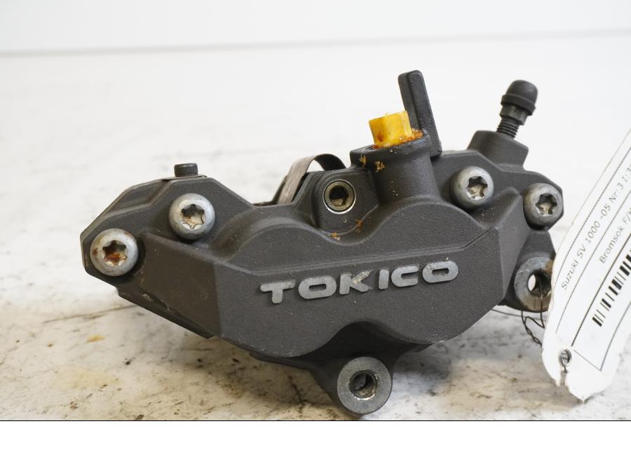 Framsidan på Bromsok från en Suzuki SV 1000 -2005 motorcykel.