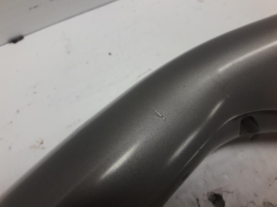 Vänster sida på Styrkåpa från en BMW K 1200 LT -2006 motorcykel.