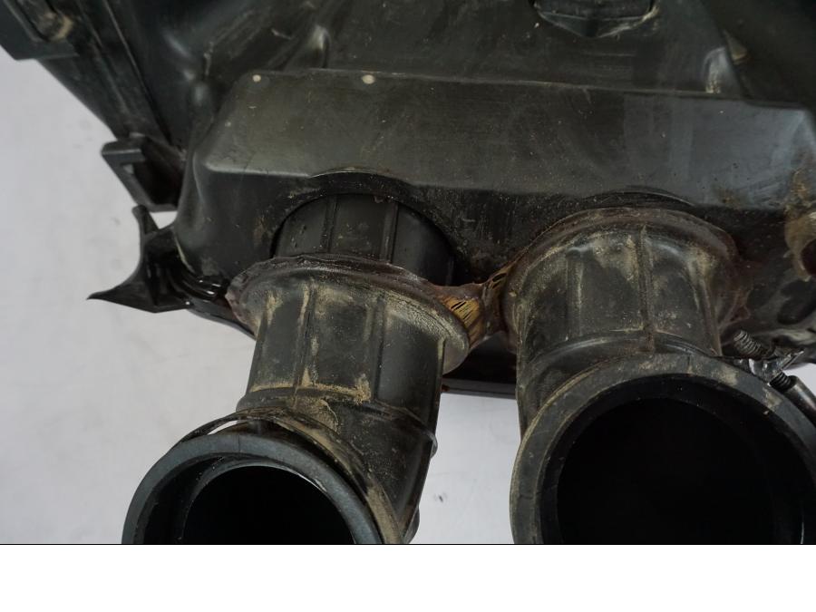 Extrabild1 på Luftburk från en Honda CRF 1000 Africa Twin -2016 motorcykel.