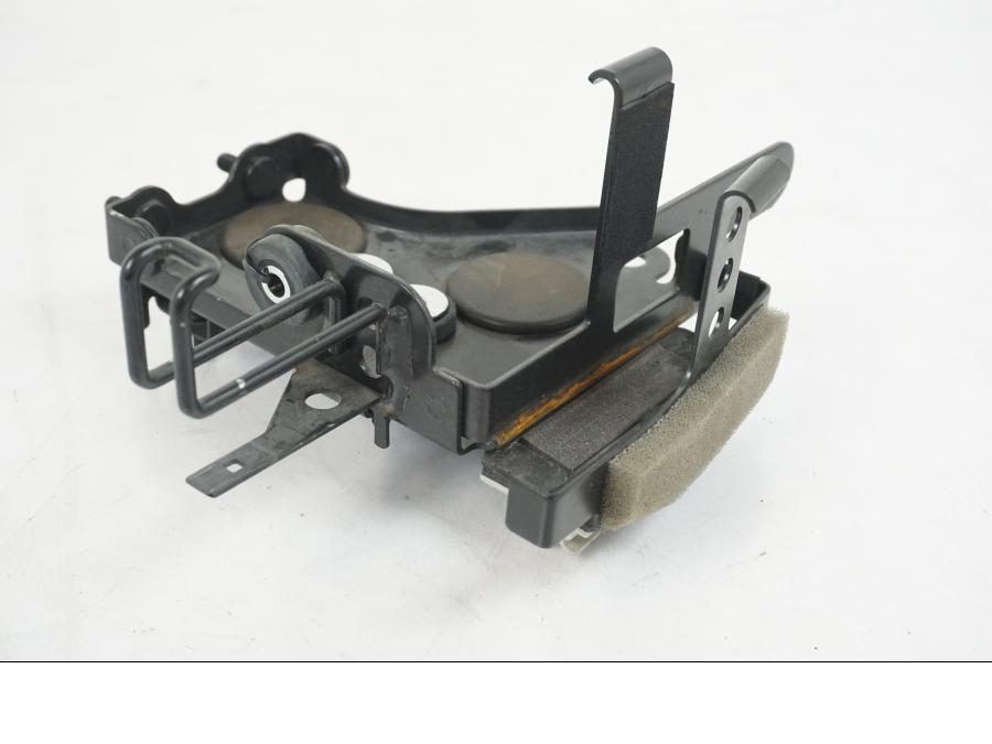 Baksidan på ABS Låda från en Yamaha MT-07 -2019 motorcykel.