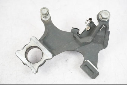 Snett uppifrån på Bromsoksfäste från en Suzuki GSX-R 1000 -2008 motorcykel.