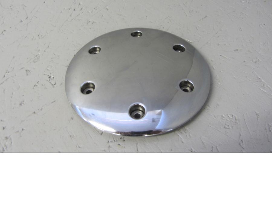 Framsidan på Kopplingskåpa från en Triumph Thunderbird 1600 -2011 motorcykel.