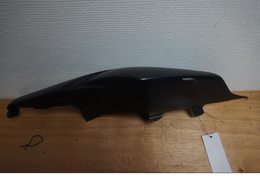 Framsidan på Bakvinge från en Suzuki GSX-R 1000 -2008 motorcykel.