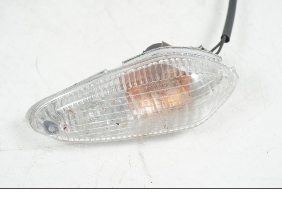 Baksidan på Blinkers från en Ducati Hyperstrada -2013 motorcykel.