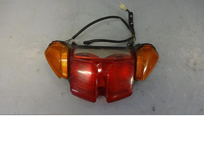 Framsidan på Baklampa från en Yamaha FJR 1300 -2003 motorcykel.