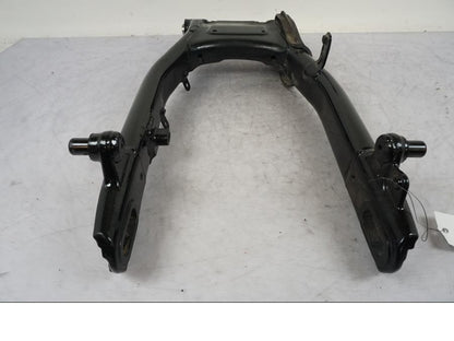 Snett nerifrån på Sving från en Triumph Bonneville T120 -2021 motorcykel.