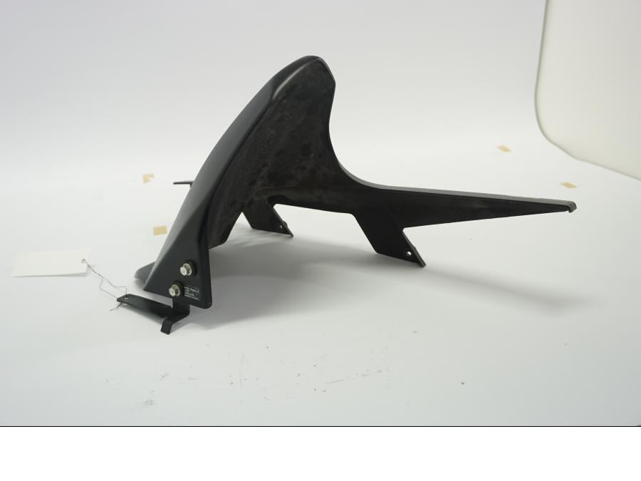 Höger sida på Svingskärm från en BMW F 700 GS -2013 motorcykel.