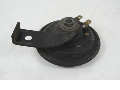 Snett uppifrån på Signalhorn / Tuta från en Kawasaki Z 750 -2006 motorcykel.