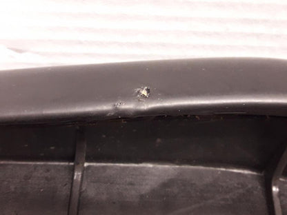 Vänster sida på Sadel från en Ducati 750 SS -2000 motorcykel.