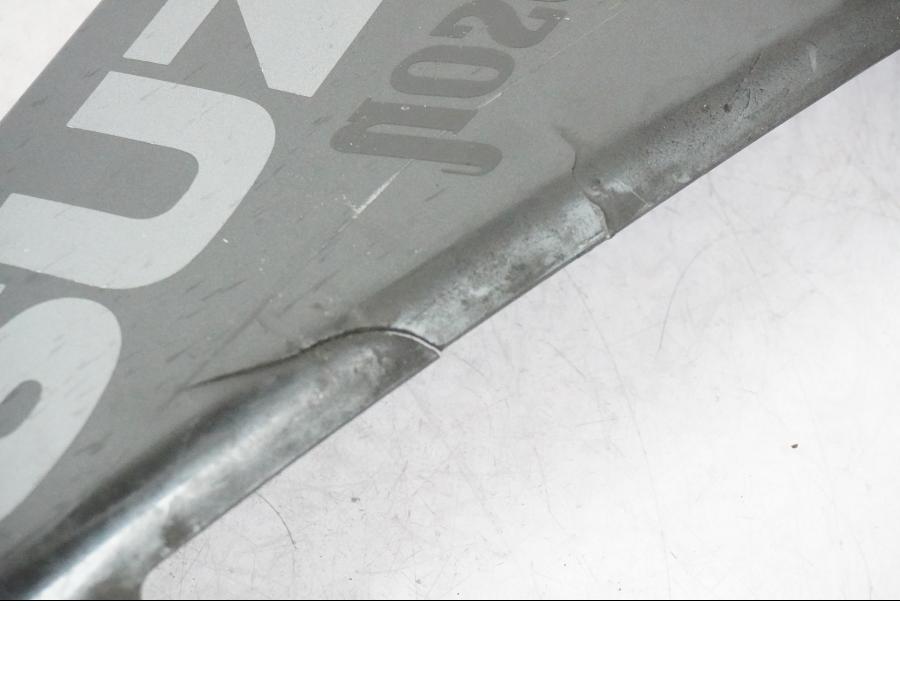 Höger sida på Magkåpa från en Suzuki GSX-R 1000 -2008 motorcykel.