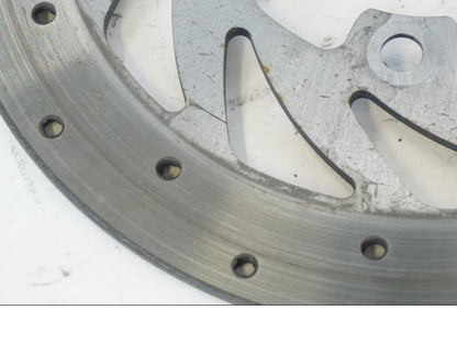 Vänster sida på Bromsskiva från en Kymco Agility 125 -2019 scooter.