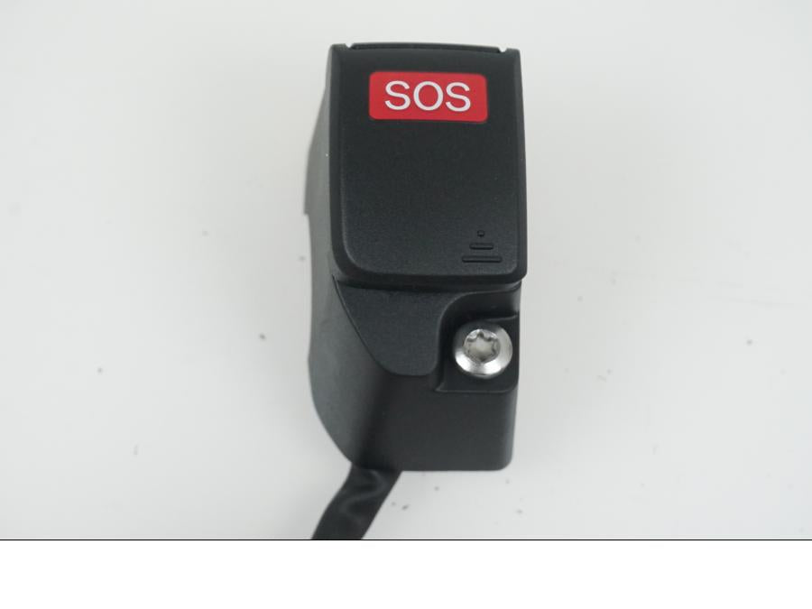 Höger sida på SOS knapp från en BMW R 1250 GS -2023 motorcykel.