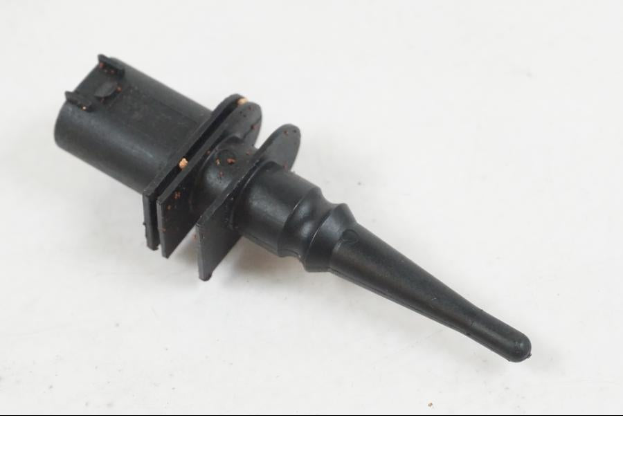 Framsidan på Temperatursensor från en BMW R 1250 GS -2021 motorcykel.