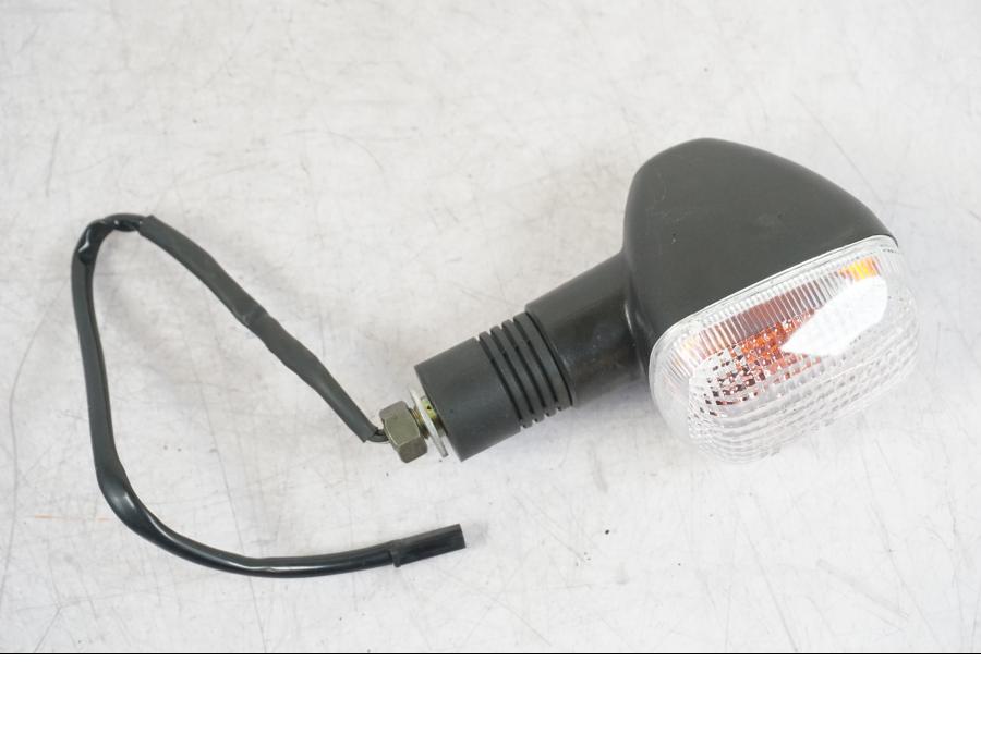 Framsidan på Blinkers från en Suzuki GSX 1300 RX -1999 motorcykel.