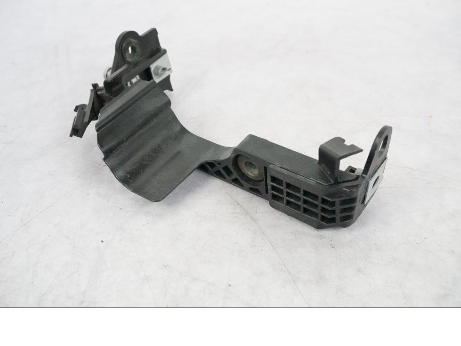 Höger sida på Plast från en BMW R 1250 GSA -2021 motorcykel.