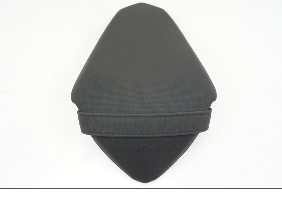 Baksidan på Sadel från en Kawasaki NINJA 400 -2020 motorcykel.