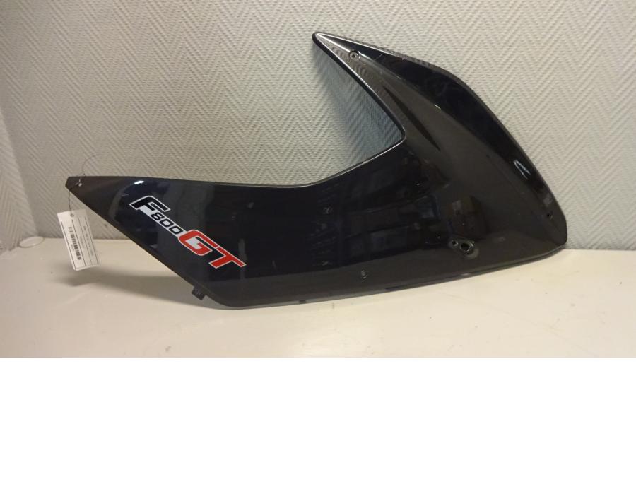 Framsidan på Sidopanel från en BMW F 800 GT -2015 motorcykel.