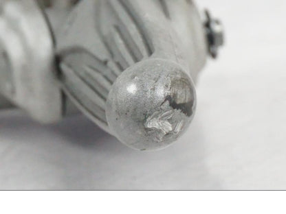 Vänster sida på Fotpinne från en MV Agusta Dragster -2014 motorcykel.