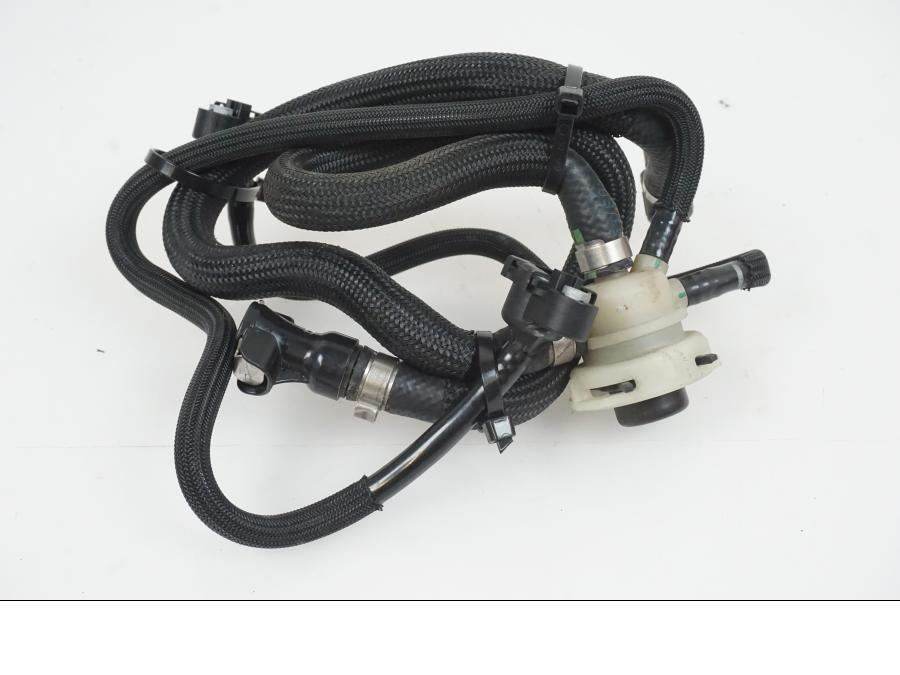 Framsidan på Bensinledning från en BMW R Ninet -2017 motorcykel.