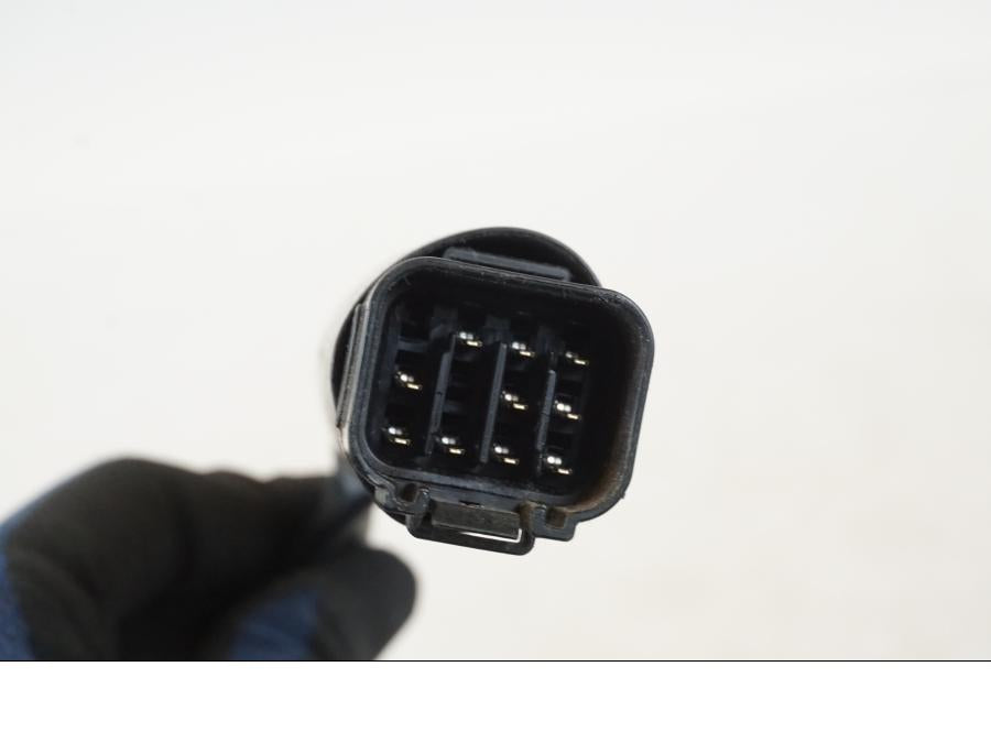 Extrabild2 på Tändspolekablage från en Yamaha YZF 1000 R1 -2009 motorcykel.