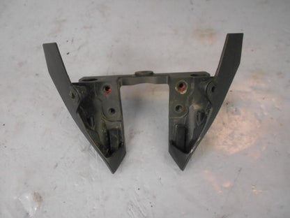 Baksidan på Instrumentfäste från en Kawasaki Z 1000 -2019 motorcykel.