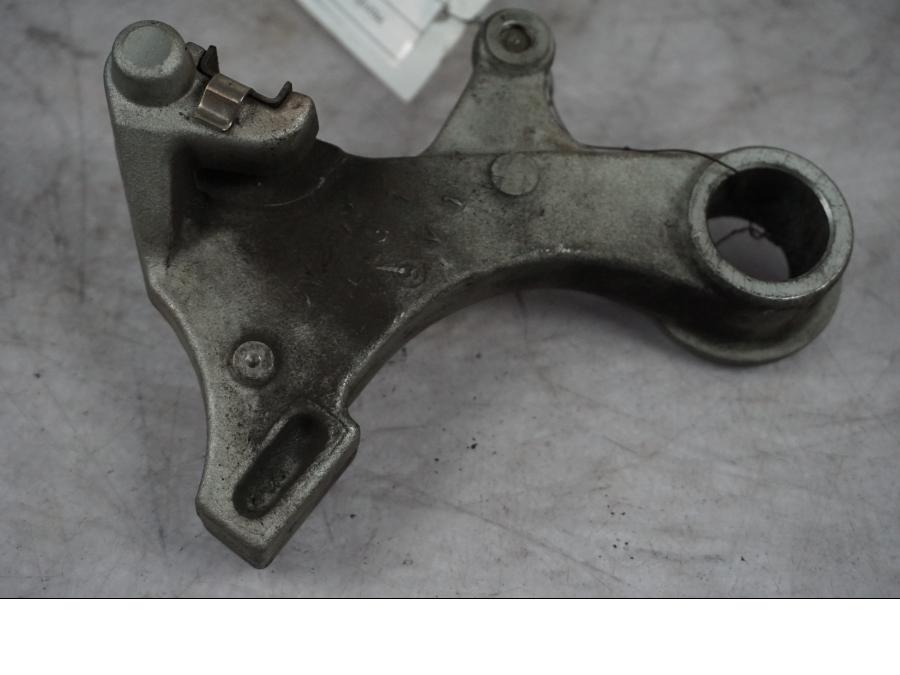 Baksidan på Bromsoksfäste från en Honda CBR 1000 RR -2010 motorcykel.