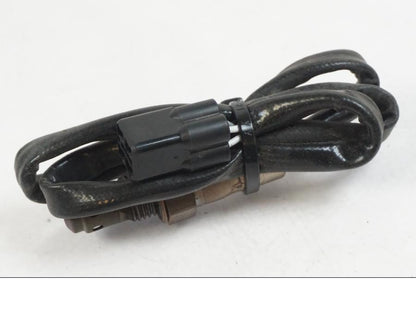 Höger sida på Lambdasond från en KTM 1290 Super Duke R -2022 motorcykel.