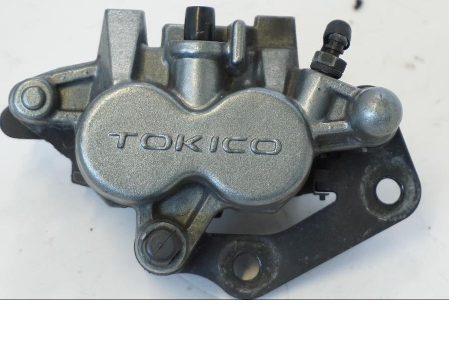 Framsidan på Bromsok från en Kawasaki ZR-7 -2001 motorcykel.