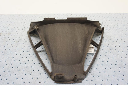 Baksidan på Trekanten från en Yamaha YZF 1000 R1 -2003 motorcykel.