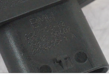 Snett nerifrån på Växelindikator från en BMW F 750 GS -2020 motorcykel.