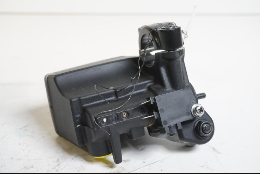 Höger sida på Bromshuvudcylinder från en Yamaha MT-07 Tracer -2016 motorcykel.