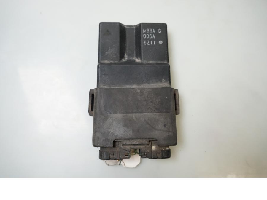 Framsidan på CDI / ECU från en Honda VTR 1000 F -1997 motorcykel.