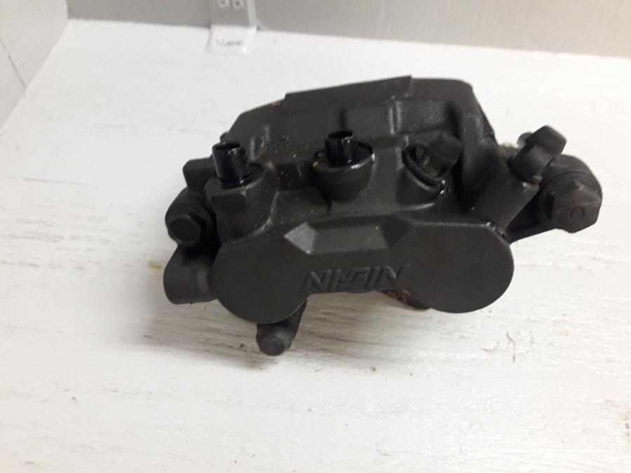 Framsidan på Bromsok från en Honda CBR 1000 F -1999 motorcykel.