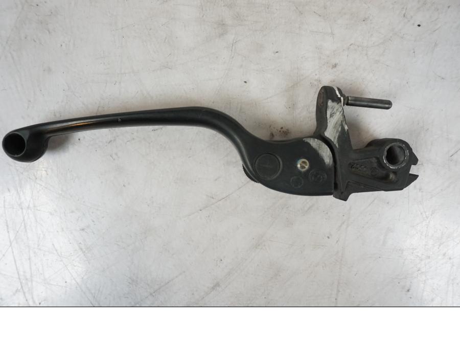 Snett uppifrån på Kopplingsgrepp från en BMW R 1150 GS -2002 motorcykel.