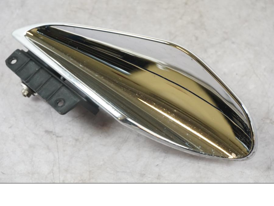 Framsidan på Luftvinge från en BMW K 1600 GTL -2015 motorcykel.