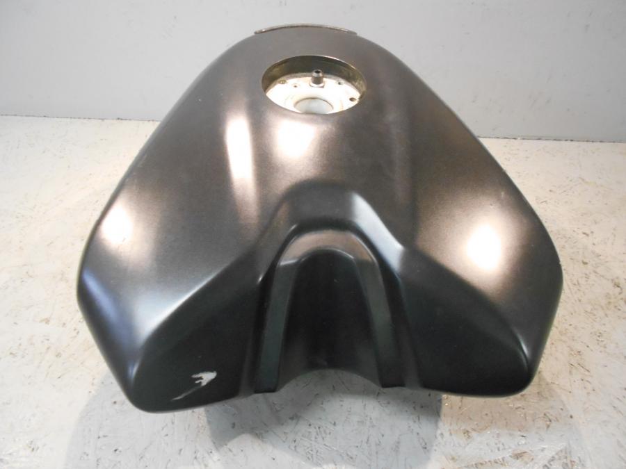 Baksidan på Bensintank från en Ducati 848 -2013 motorcykel.