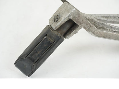 Extrabild1 på Fotpinnefäste från en Honda CBR 125 R -2006 motorcykel.