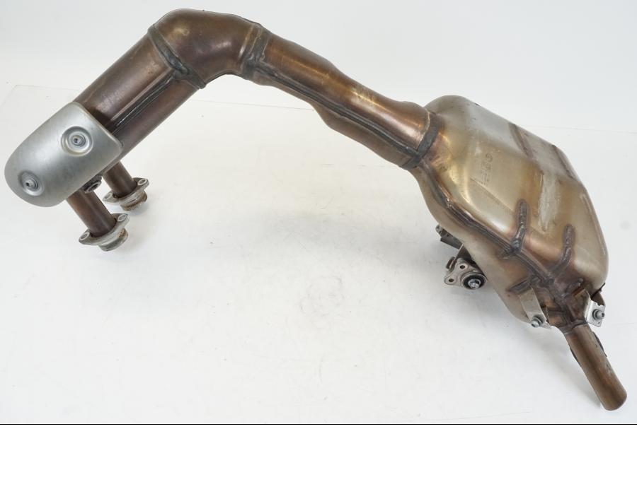 Extrabild3 på Avgassystem från en Yamaha YZF R7 -2022 motorcykel.