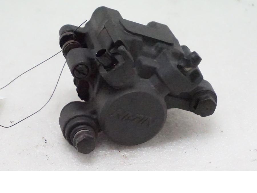 Framsidan på Bromsok från en Yamaha FZ1-S -2006 motorcykel.