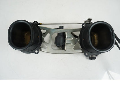 Baksidan på Spjällhus från en Ducati 848 -2013 motorcykel.