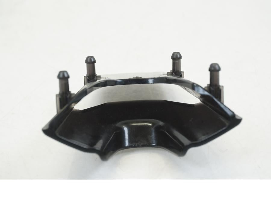 Extrabild1 på Instrumentkåpa från en Ducati Streetfighter V4 -2020 motorcykel.